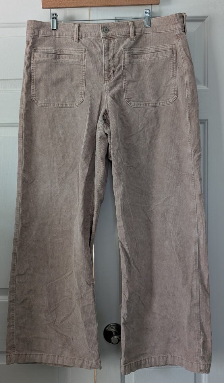 American Eagle Low Rise Baggy Wide Leg Corduroy Pants 16 LONG